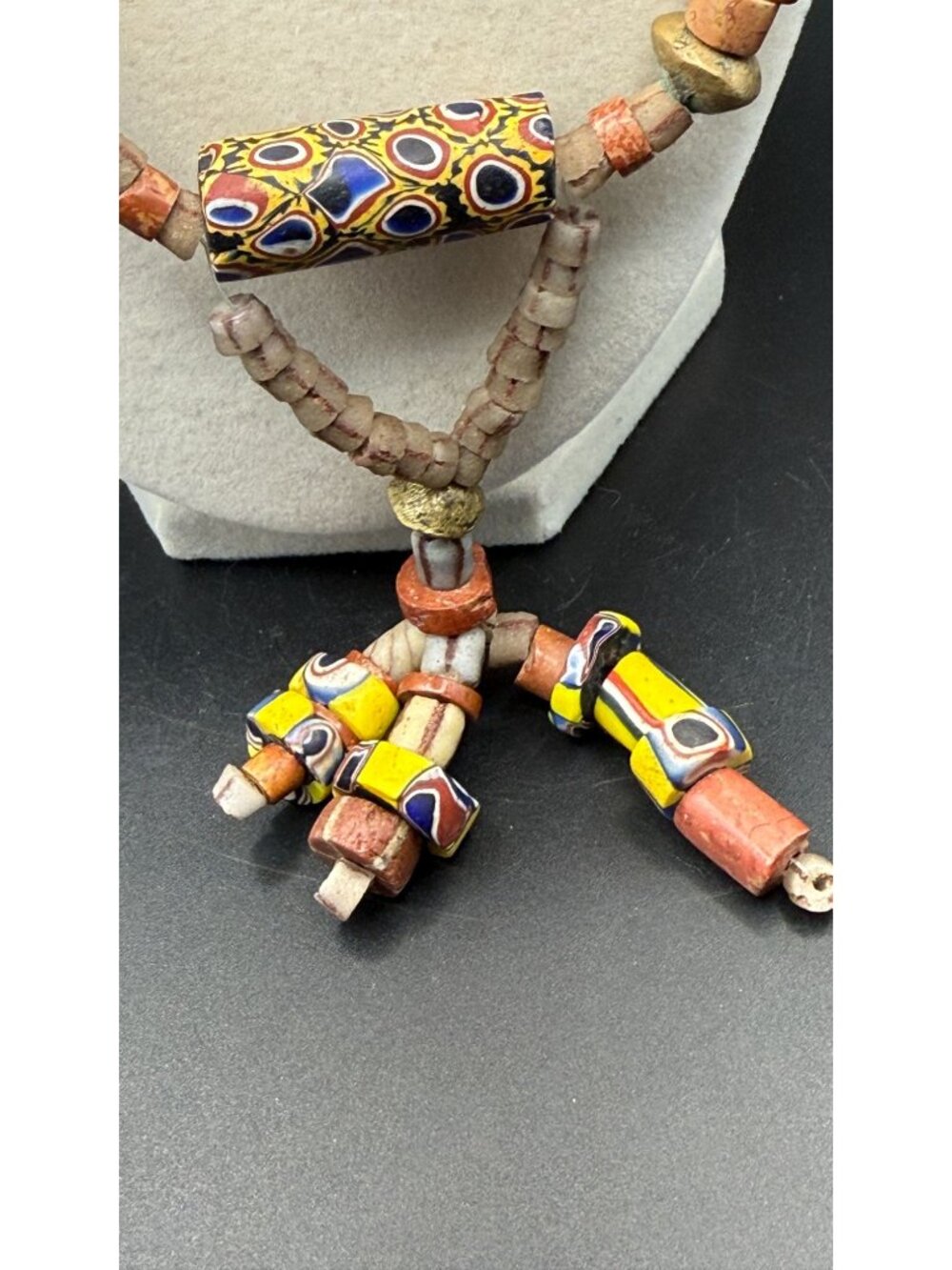 Vintage Boho Beaded Necklace Mixed Materials Brass Statement 21 Inch - Picture 2 of 5